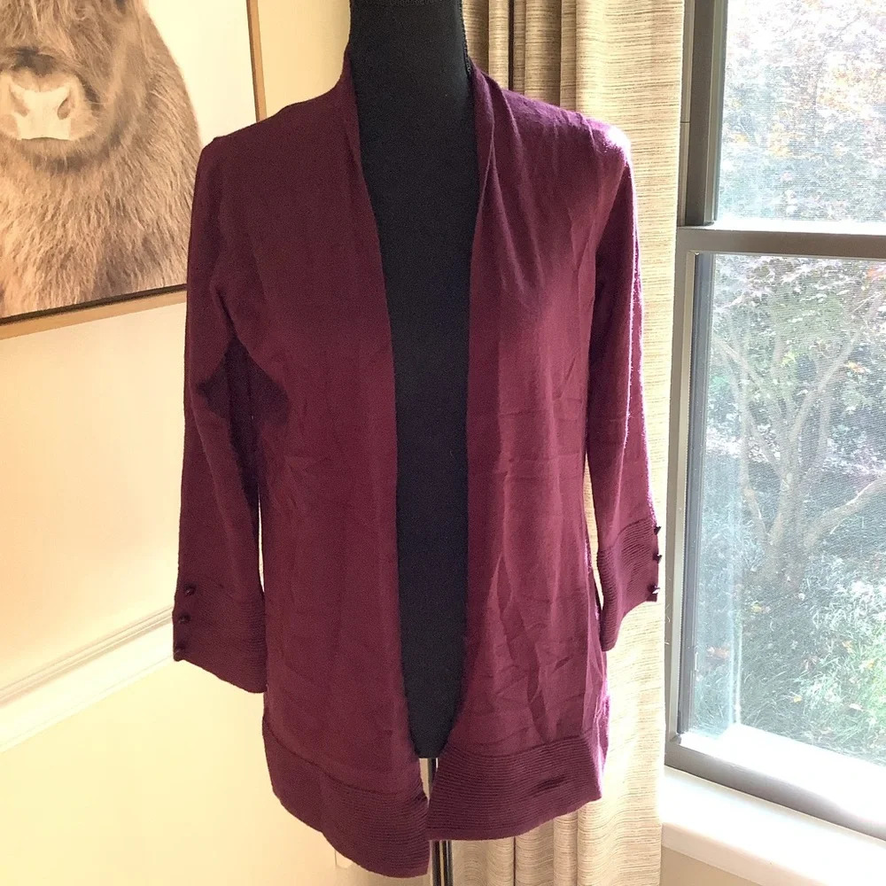 #245 Revolution Burgundy Open Front Cardigan with Button Detail Sz XS